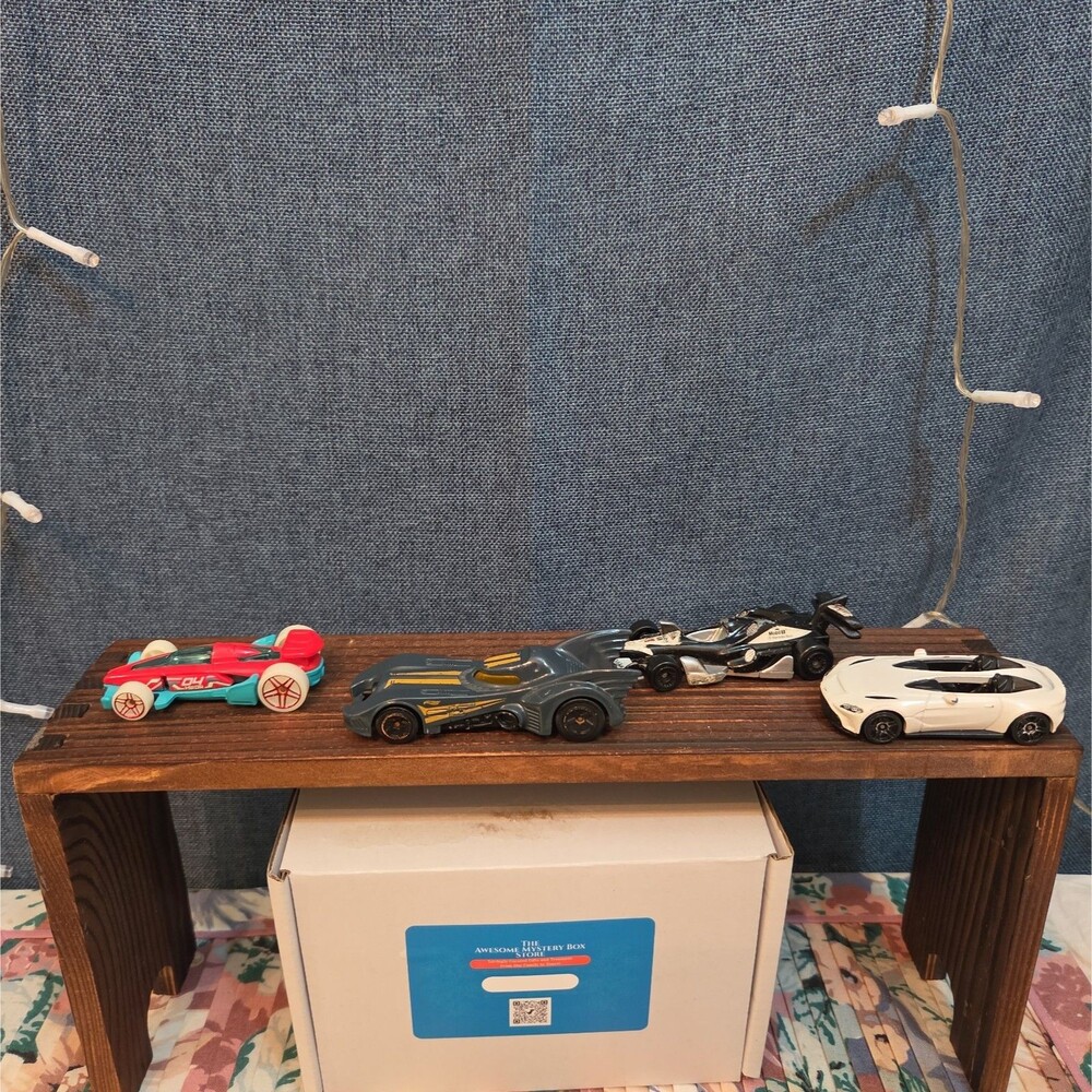 Hot Wheels Mixed Race Car Lot 4 Diecast - Picture 11 of 16